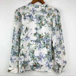 On twelfth size Small Women’s White Blue Green Floral Long Sleeve Blouse Top